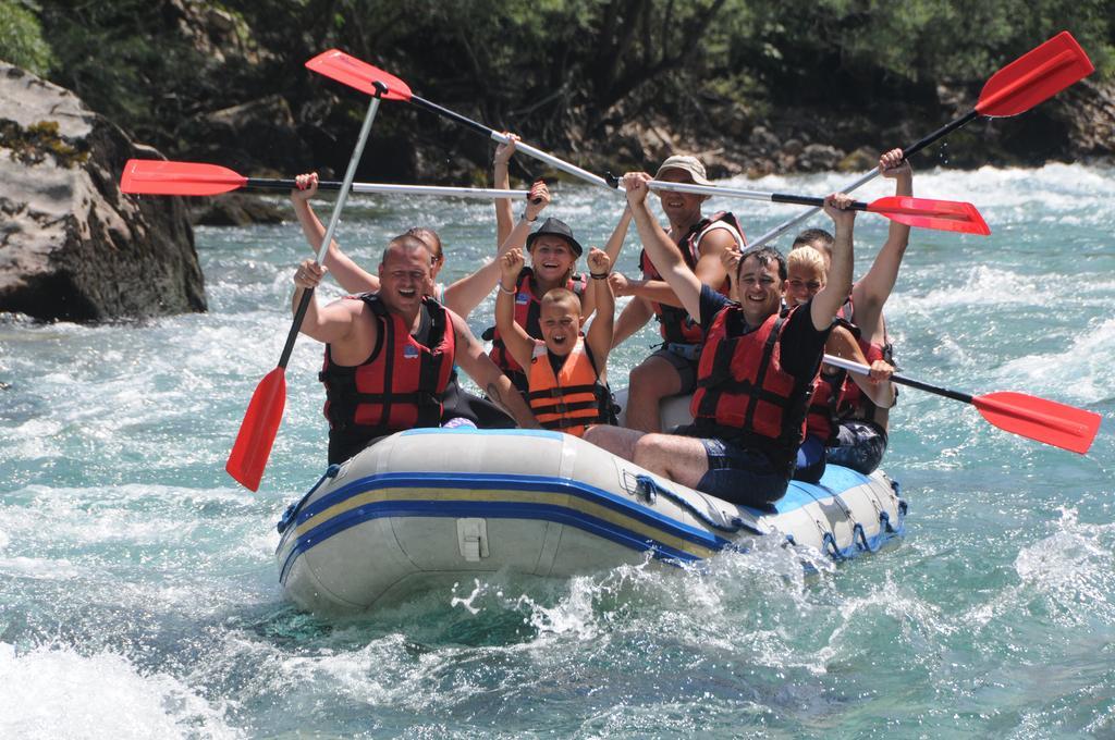 ホテル Rafting Camp Tara 87 Hum エクステリア 写真